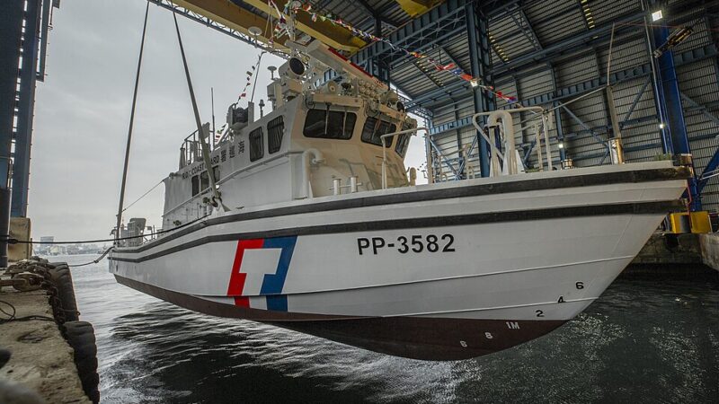 A Taiwan Coast Guard patrol vessel, PP-3582, pictured at a dockside facility